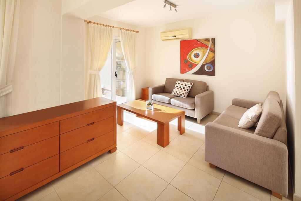 Adamou Gardens Apartment Paphos Exterior photo